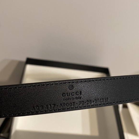 🎁Gift idea🎁 Gucci LEATHER BELT WITH DOUBLE G BUCKLE - Picture 8 of 9